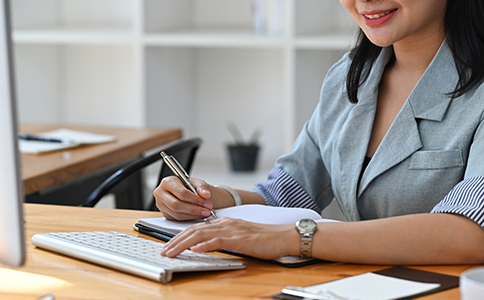 公司經(jīng)營(yíng)范圍怎么寫(xiě)才不會(huì)被駁回？